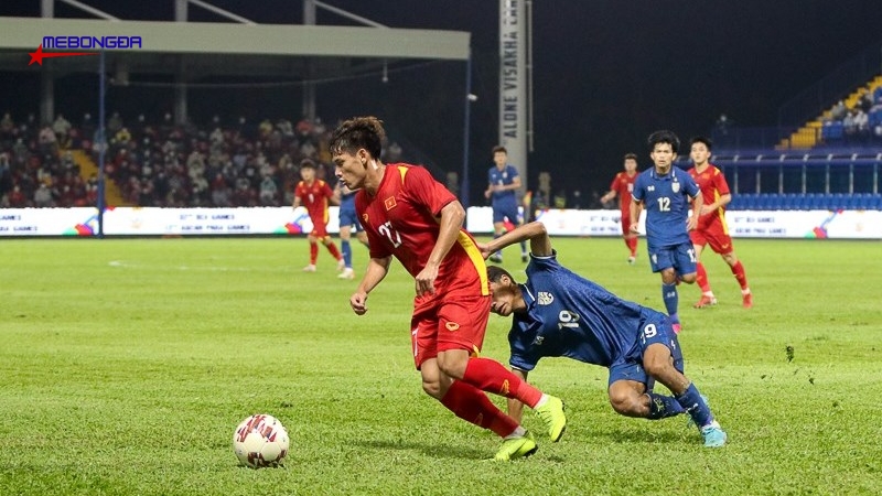 Cầu thủ ở vị trí SS cần có khả năng ứng biến, linh hoạt tốt