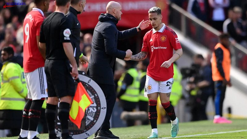 Ảnh Antony ngầu khi bị thay ra