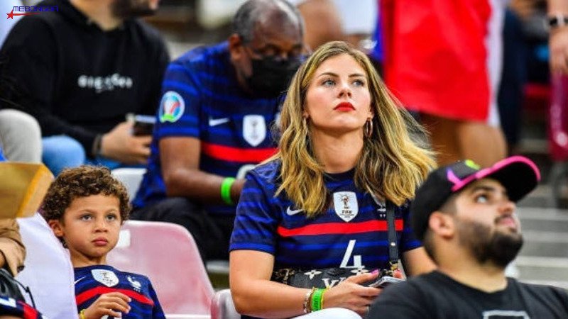 Khoảnh khắc cùng con trên khán đài