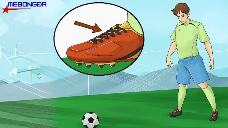 Xác định điểm tiếp xúc bóng và chân rất quan trọng với Knuckleball